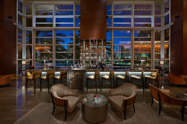 MO Bar & Lounge